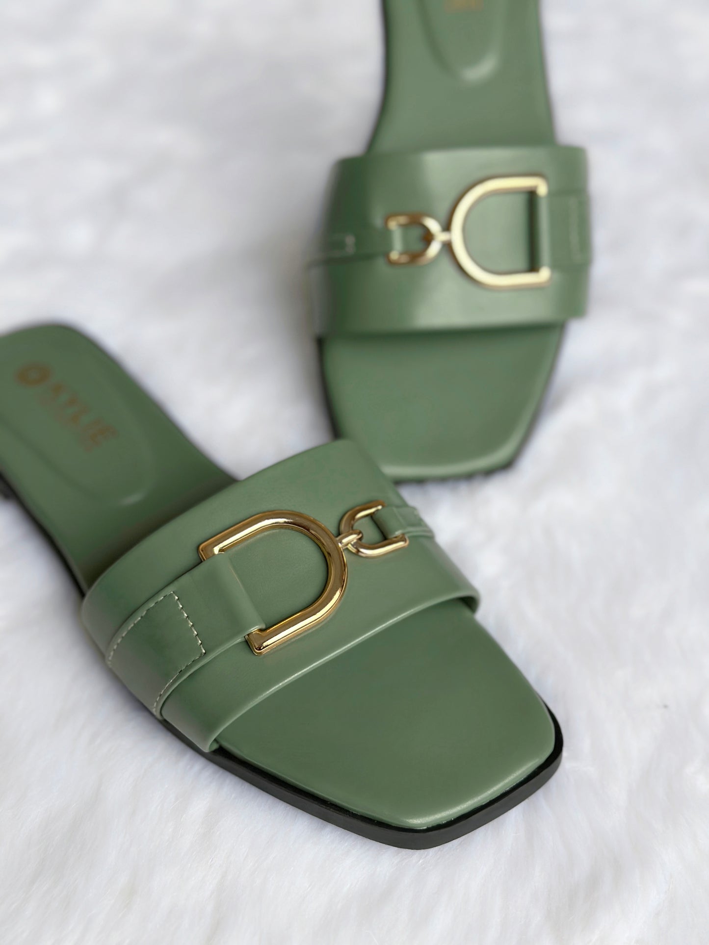 Slide Sandals with Ornament