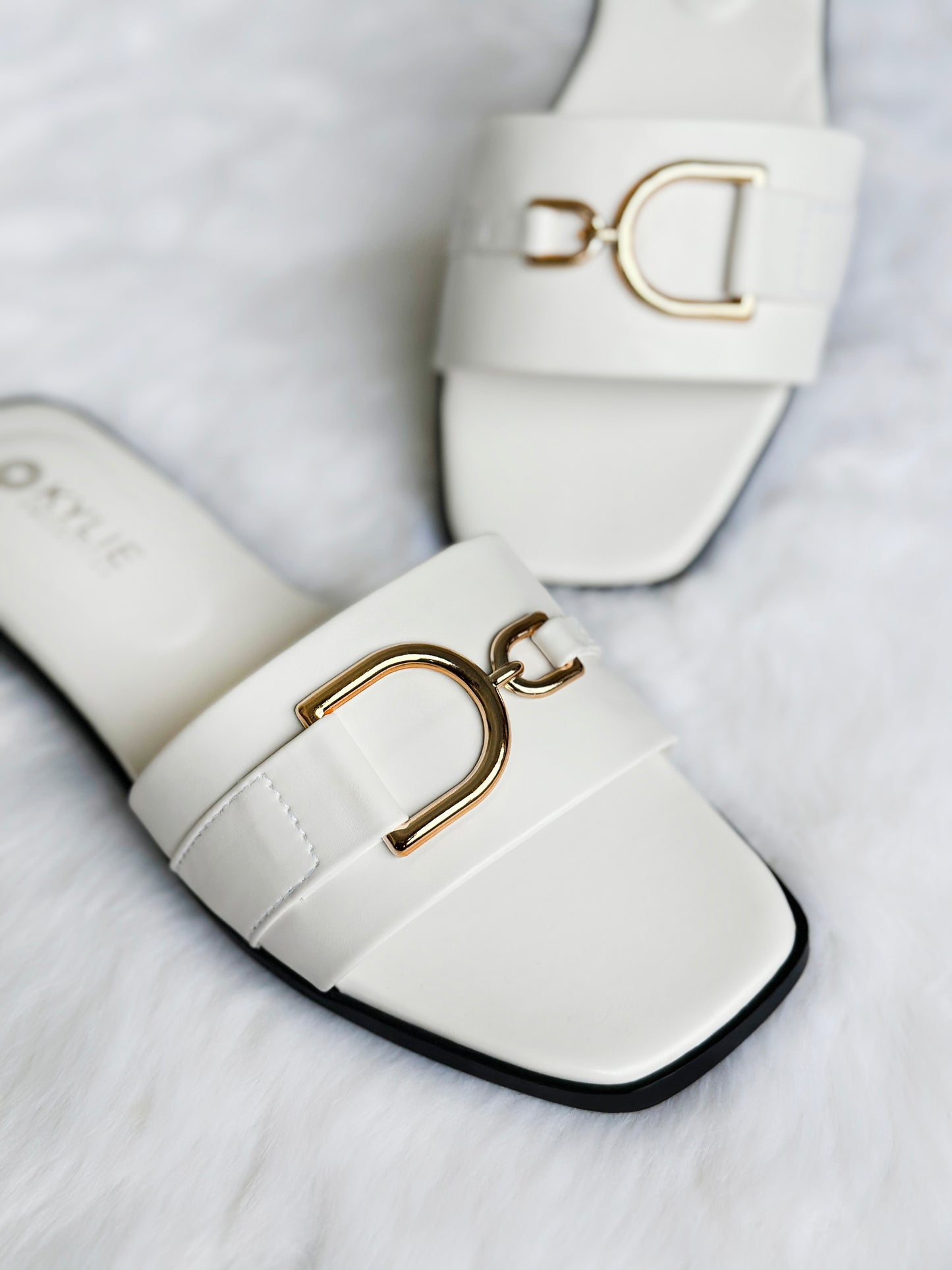 Slide Sandals with Ornament